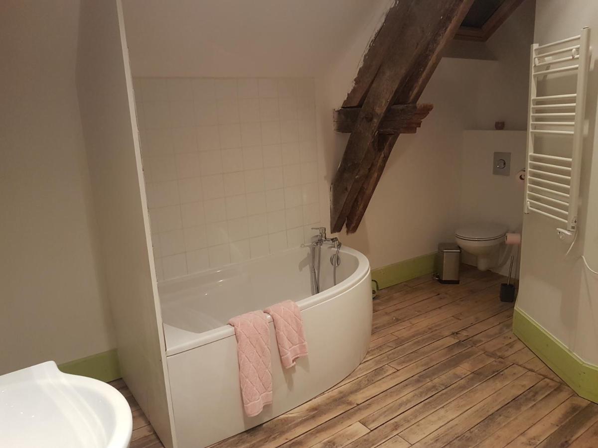 Bed and Breakfast Le Betrot Estissac Esterno foto