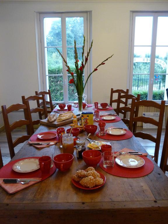 Bed and Breakfast Le Betrot Estissac Esterno foto
